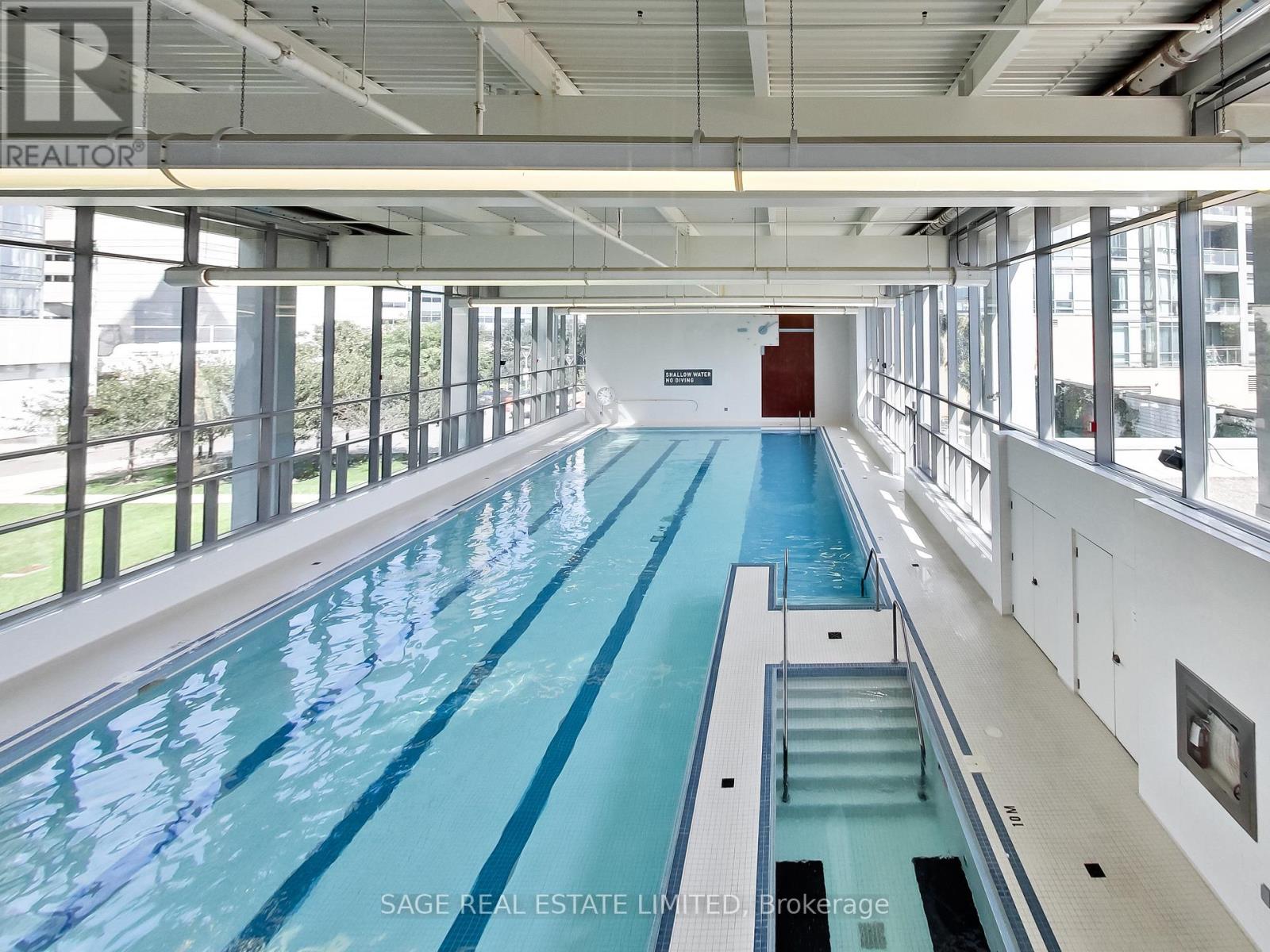 Photo 3 of 3707 35 Mariner Terrace, Toronto ON