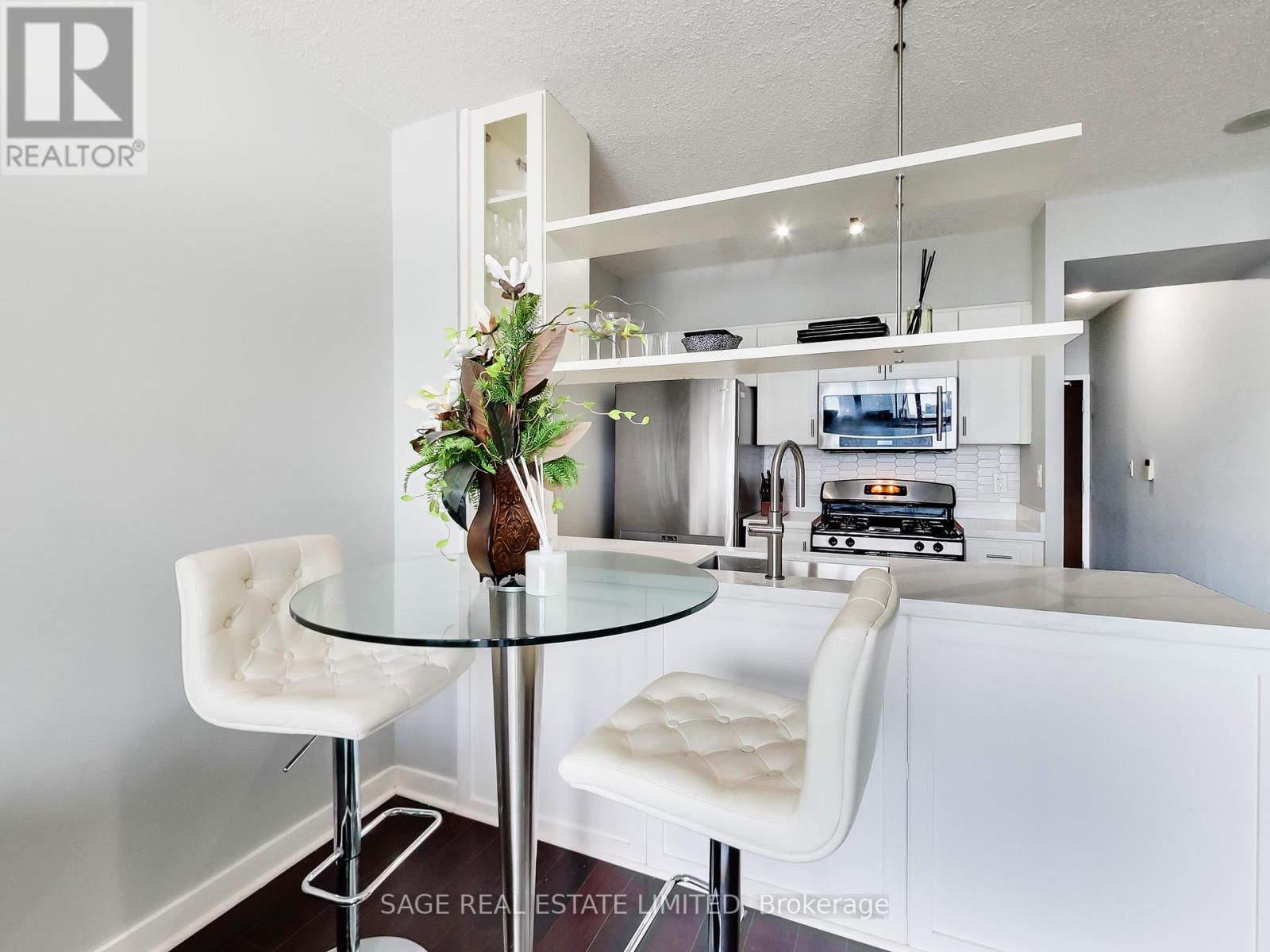 Photo 16 of 3707 35 Mariner Terrace, Toronto ON