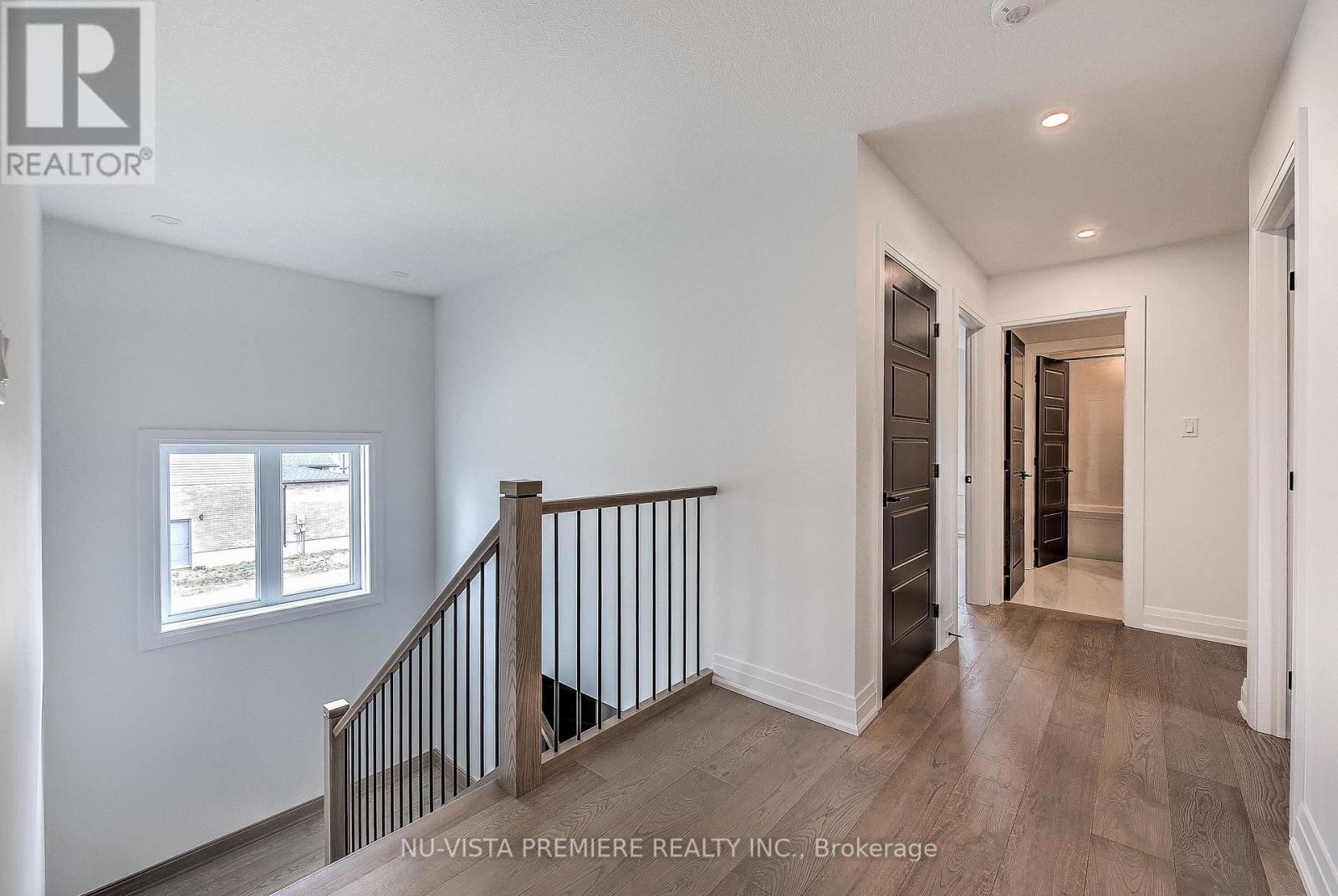 Photo 4 of 2086 Saddlerock Avenue, London North ON