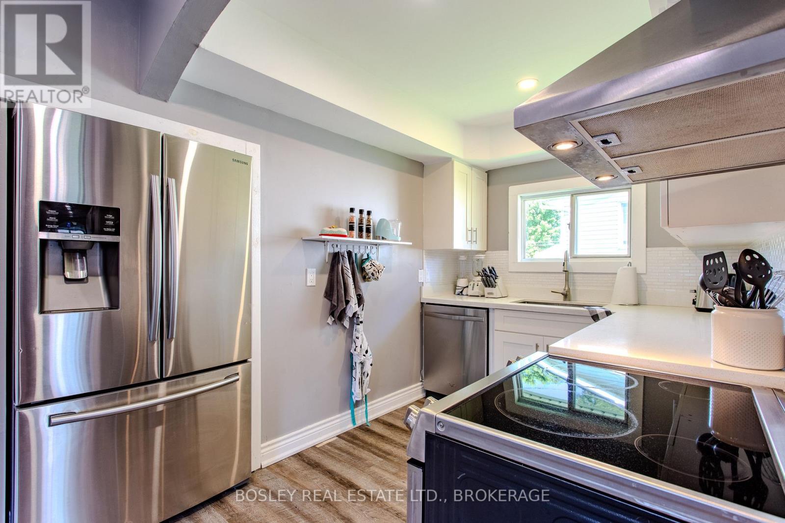 Photo 6 of 3732 Concord Avenue, Fort Erie ON