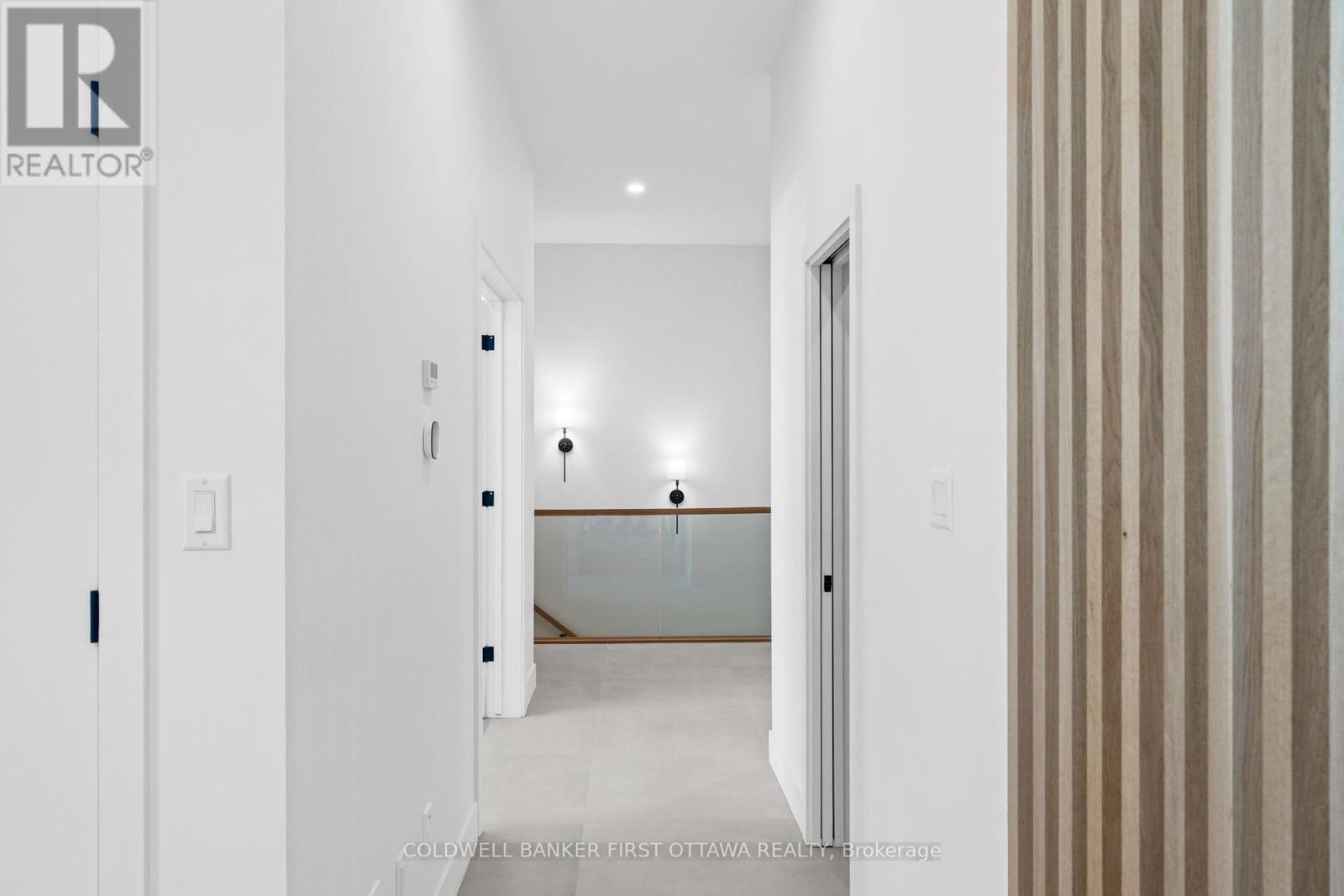Photo 10 of 5398 Mansel Crescent, Ottawa ON