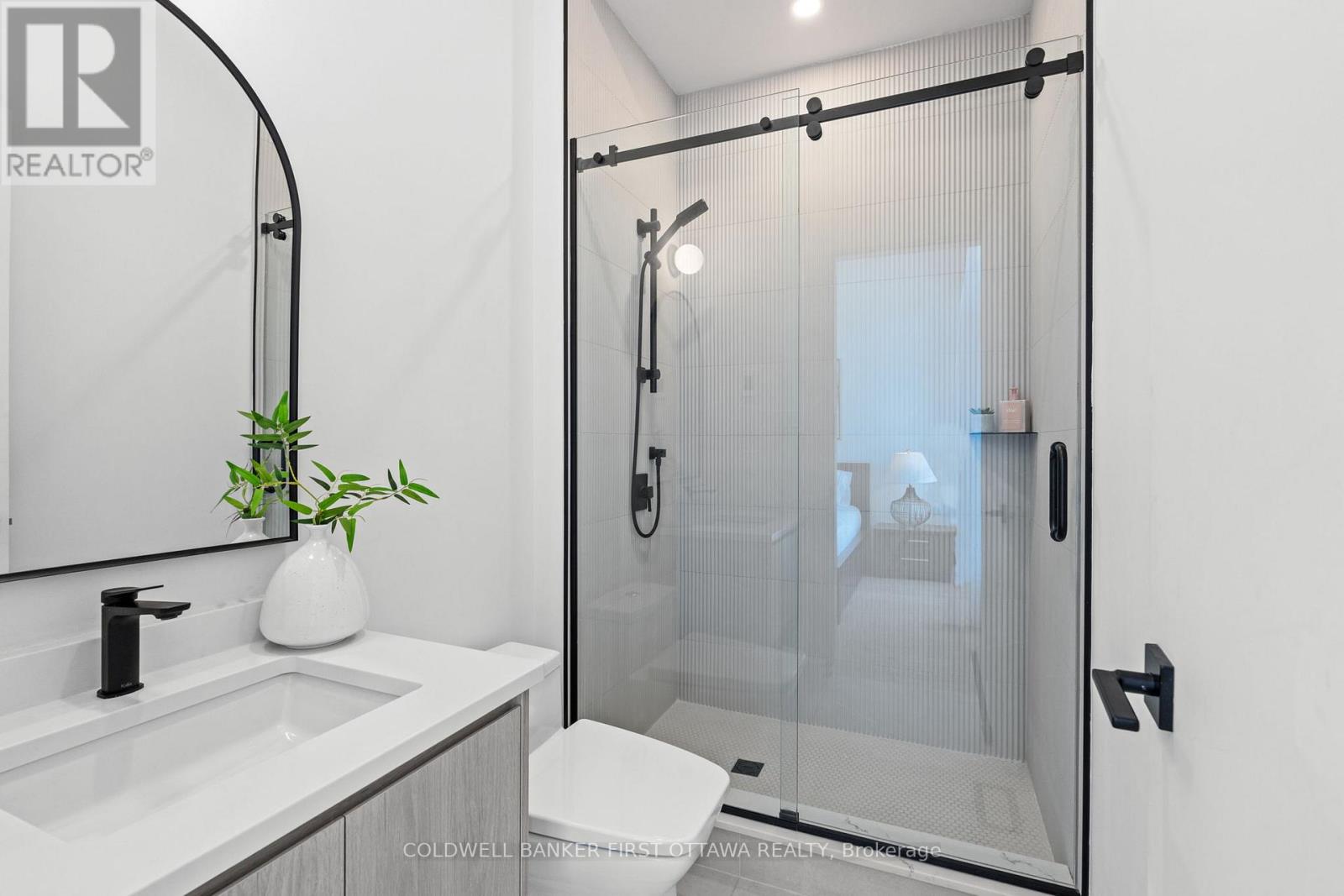 Photo 23 of 5398 Mansel Crescent, Ottawa ON