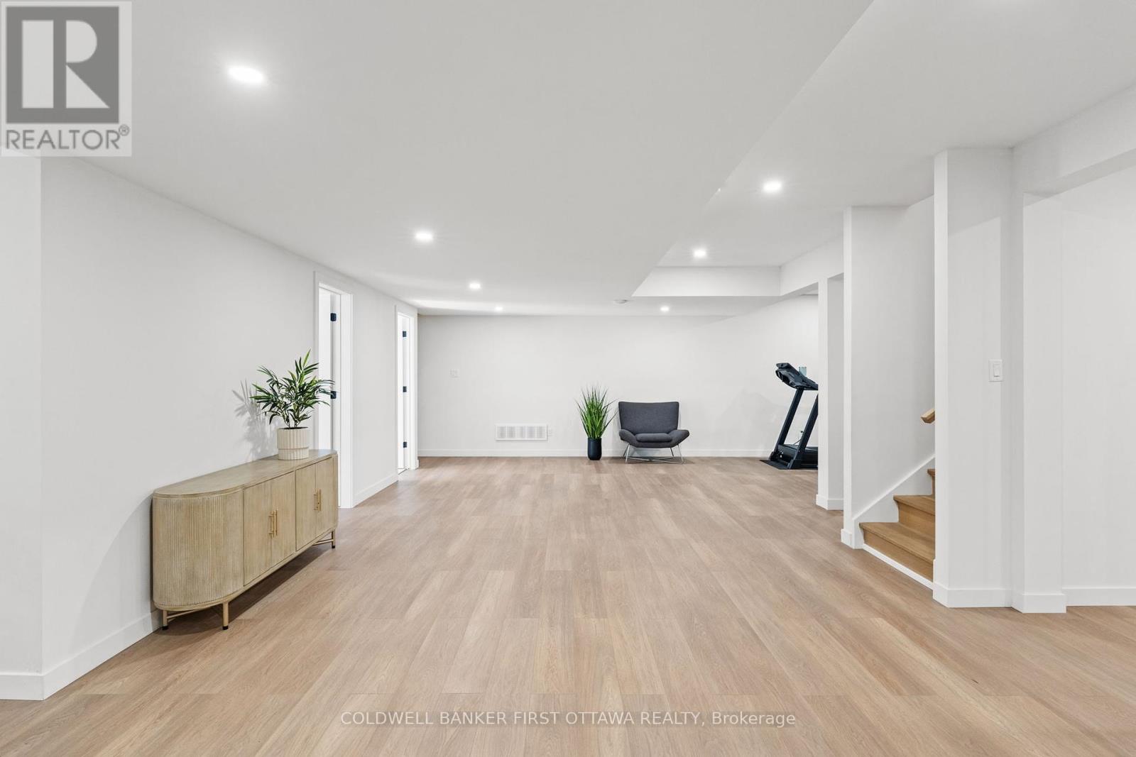 Photo 36 of 5398 Mansel Crescent, Ottawa ON