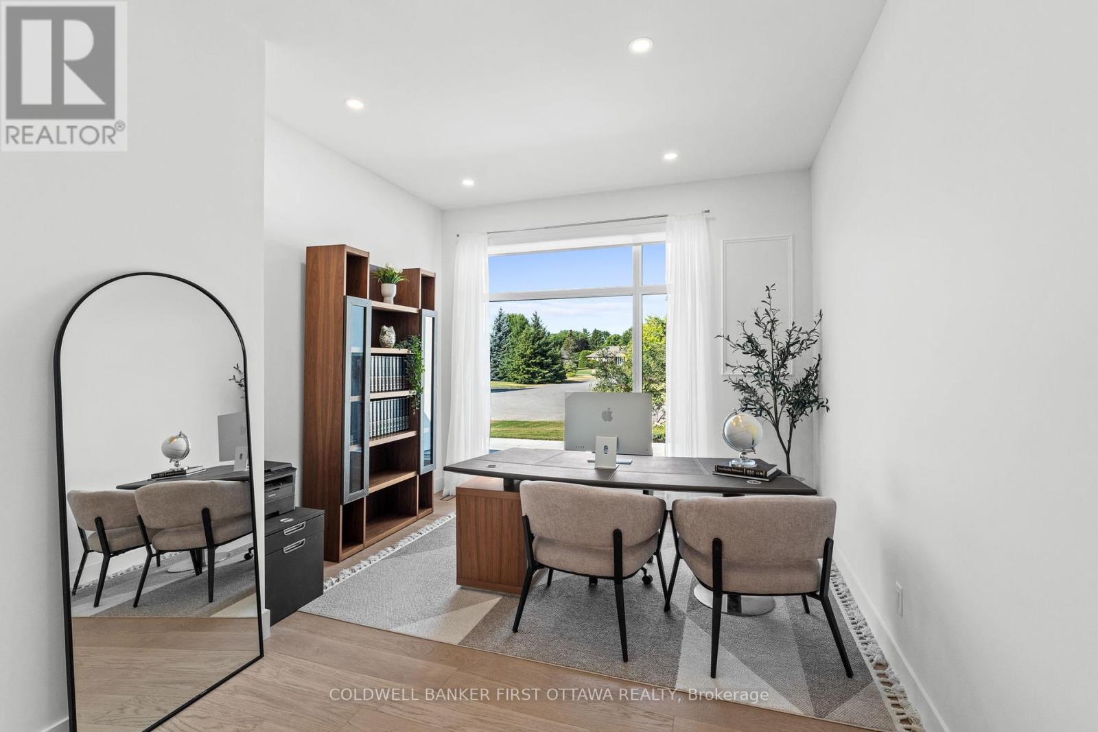 Photo 9 of 5398 Mansel Crescent, Ottawa ON