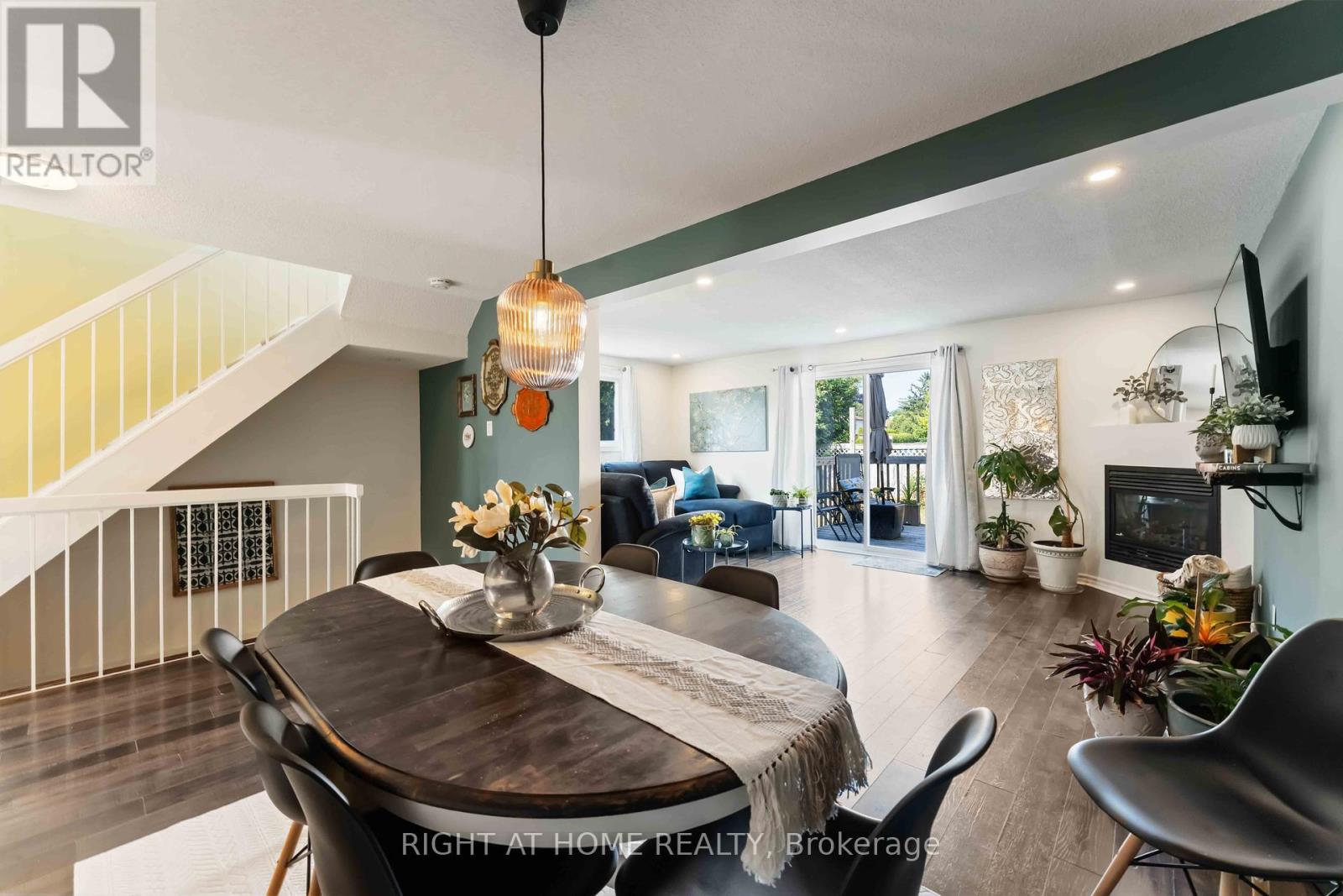 Photo 19 of 1 Berkshire Way, Ottawa ON