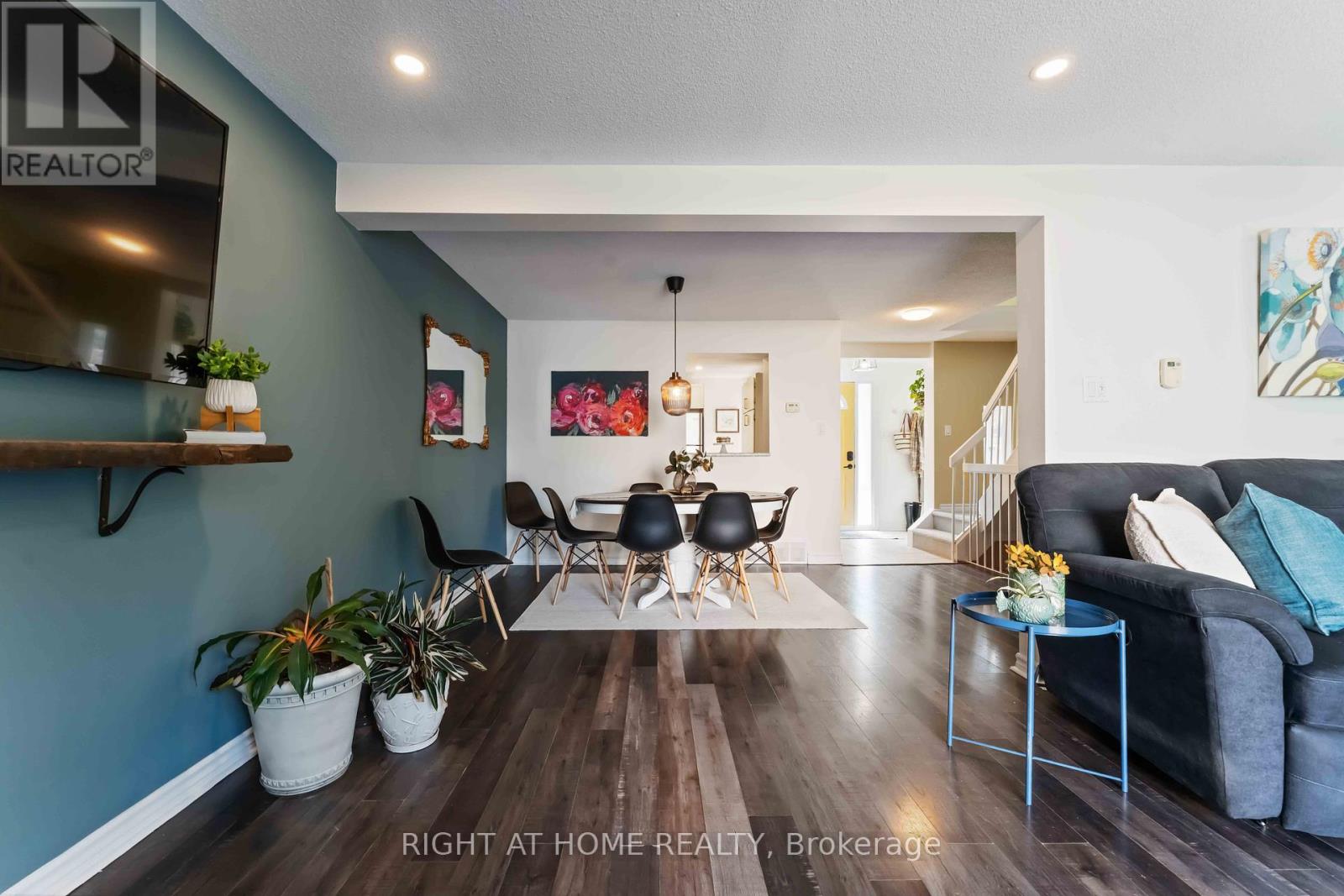 Photo 29 of 1 Berkshire Way, Ottawa ON