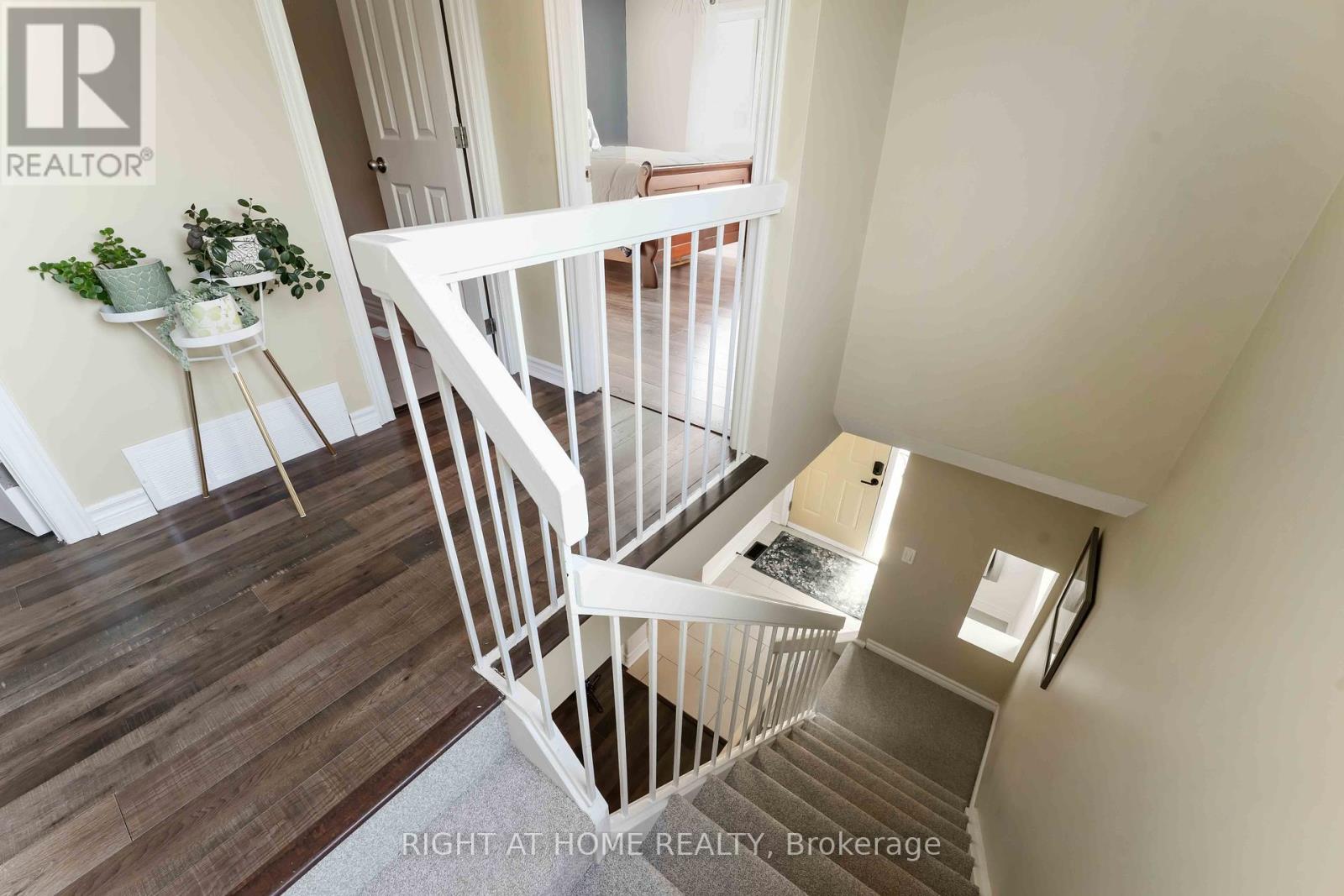 Photo 40 of 1 Berkshire Way, Ottawa ON