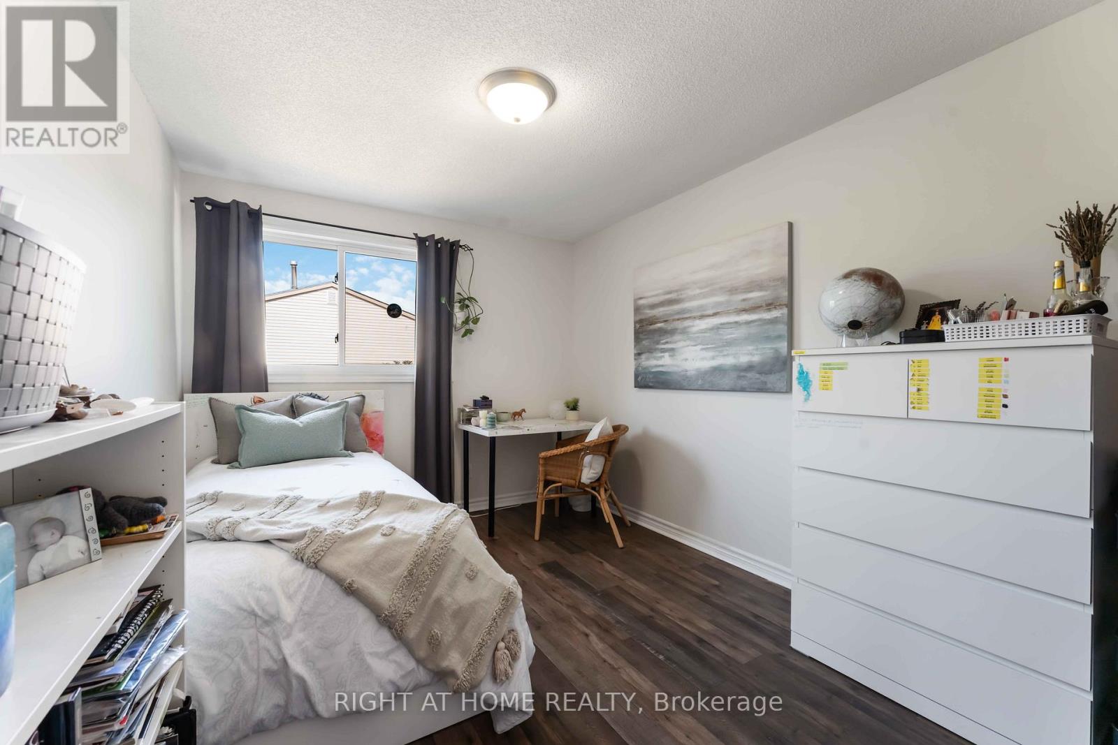 Photo 22 of 1 Berkshire Way, Ottawa ON