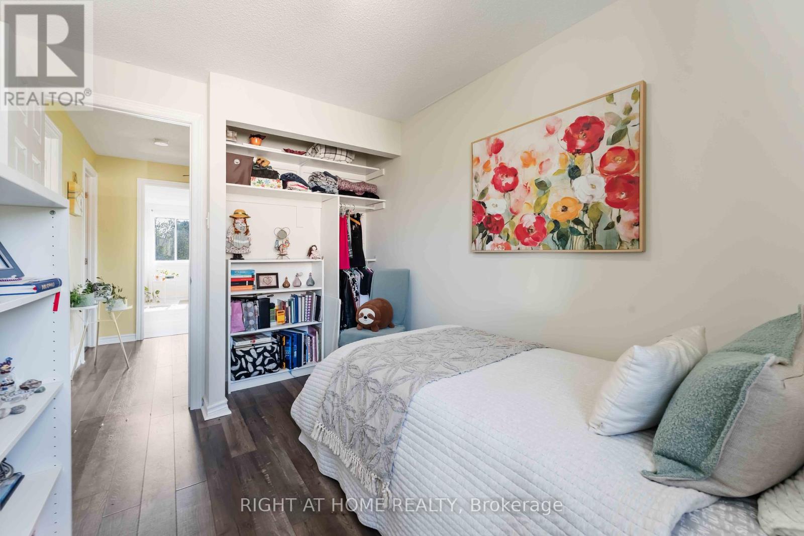 Photo 28 of 1 Berkshire Way, Ottawa ON