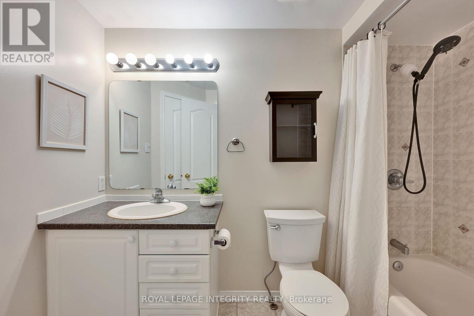 Photo 11 of B 10 Daybreak Street, Ottawa ON
