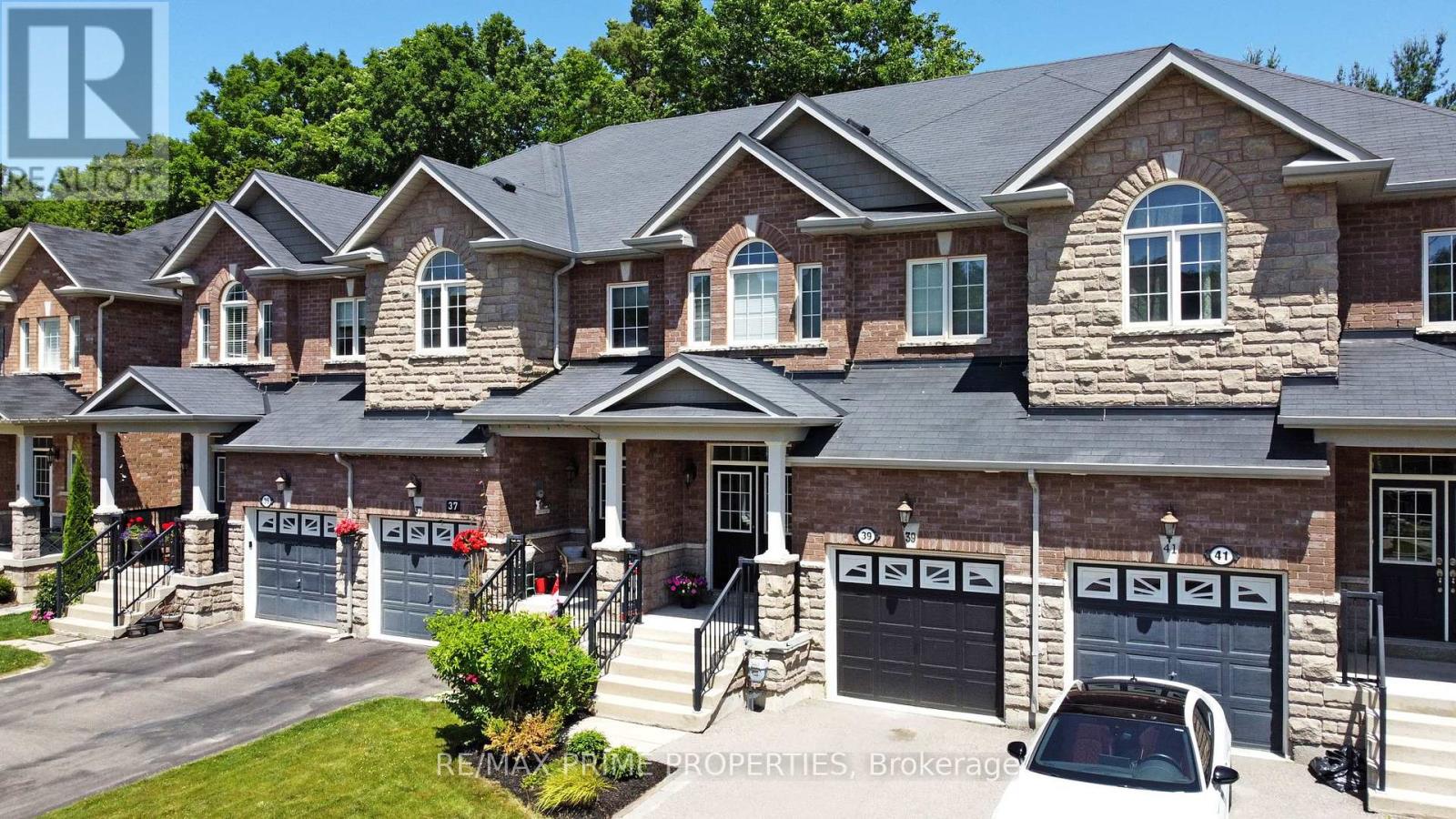 Photo 31 of 39 Scotia Road, Georgina ON