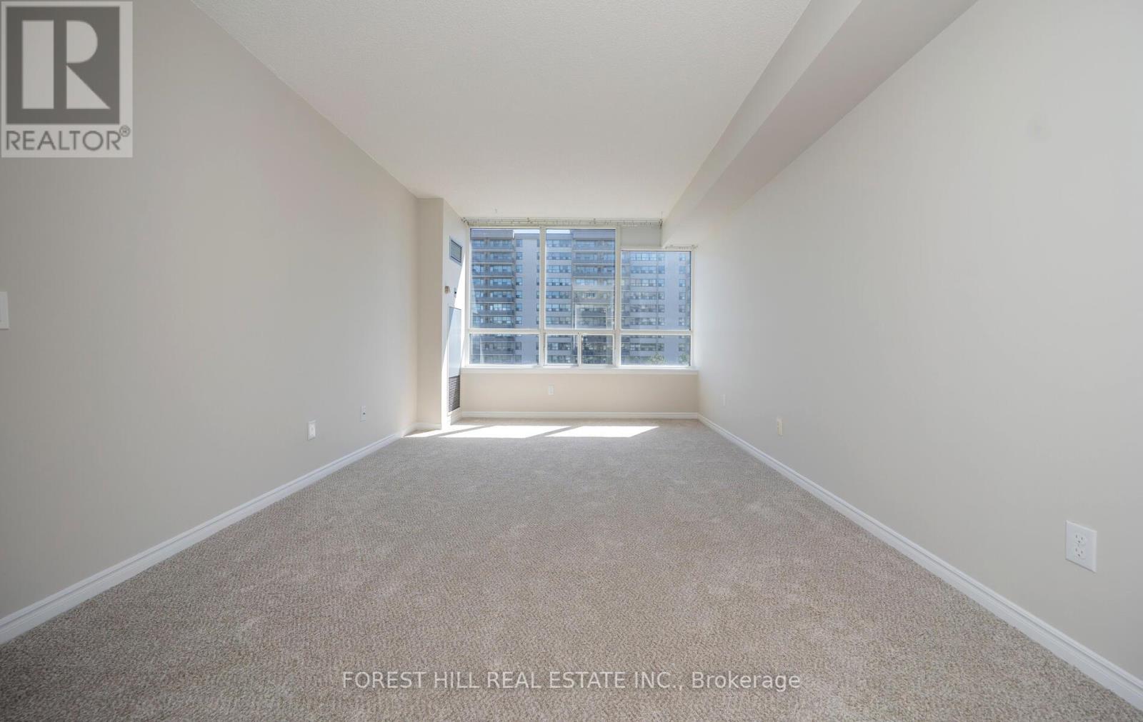 Photo 29 of 709 91 Townsgate Drive, Vaughan ON
