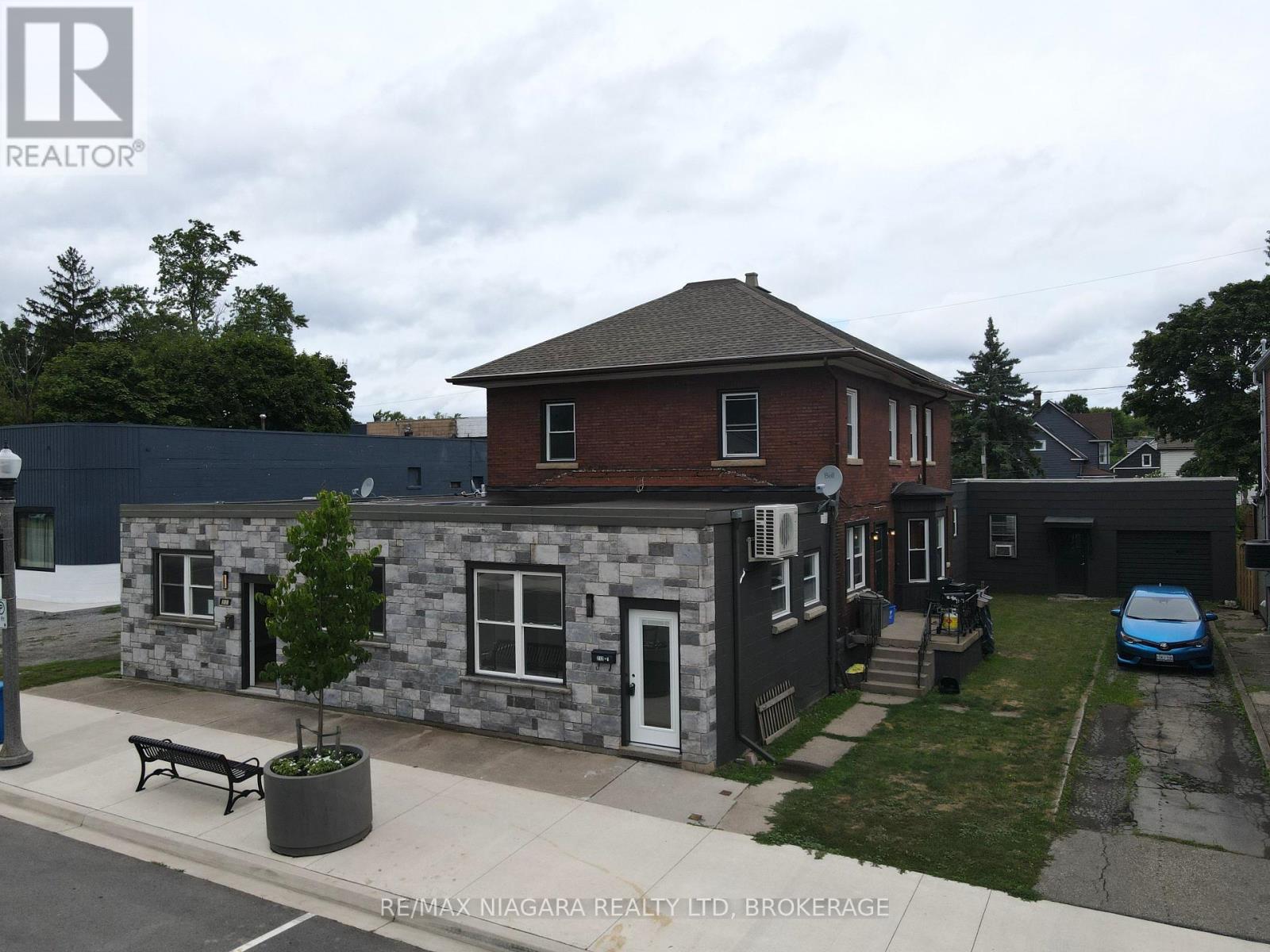 Photo 9 of 214 Jarvis Street, Fort Erie ON