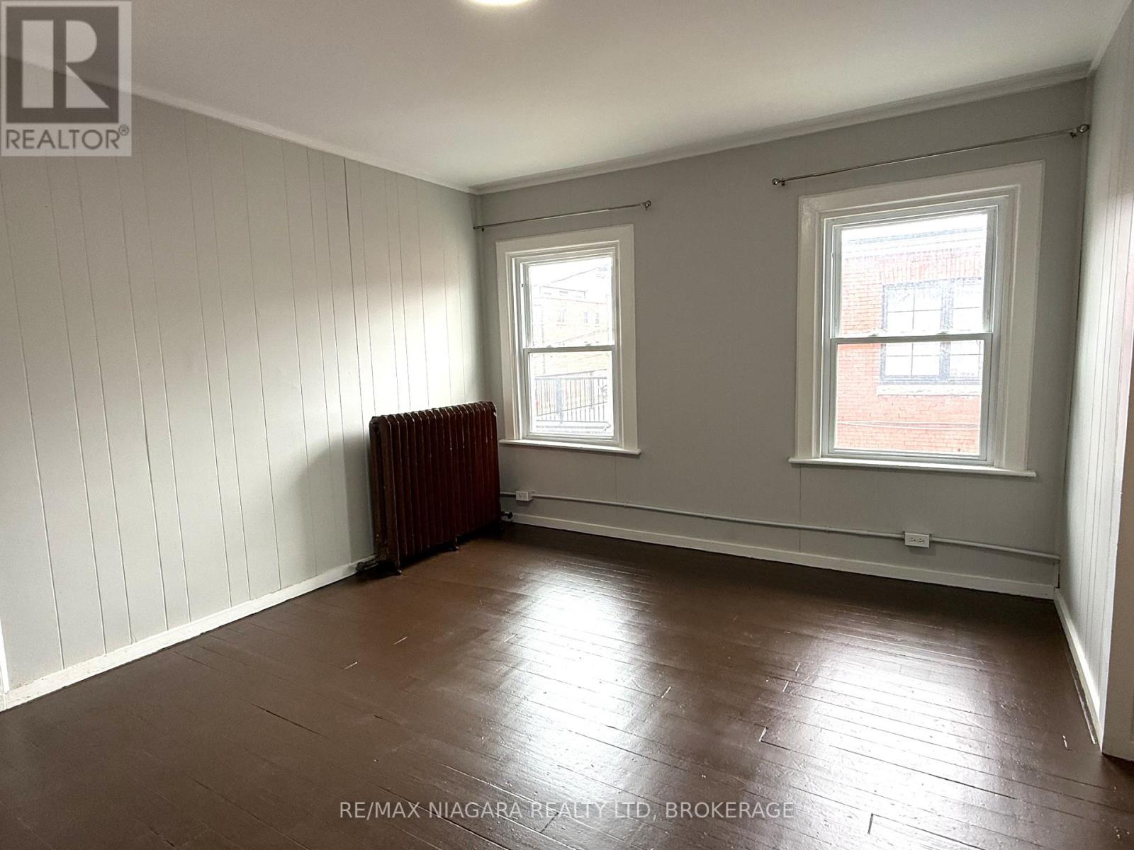 Photo 43 of 214 Jarvis Street, Fort Erie ON