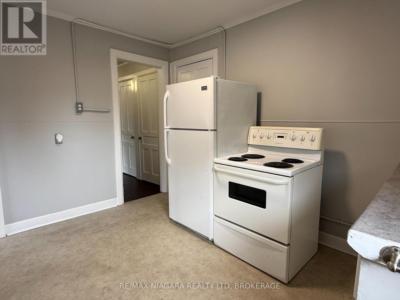 Photo 14 of 214 Jarvis Street, Fort Erie ON