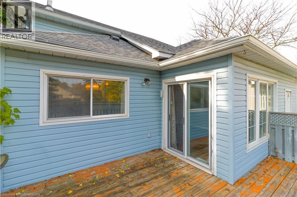 Photo 17 of 331 Silverbirch Boulevard, Mount Hope ON