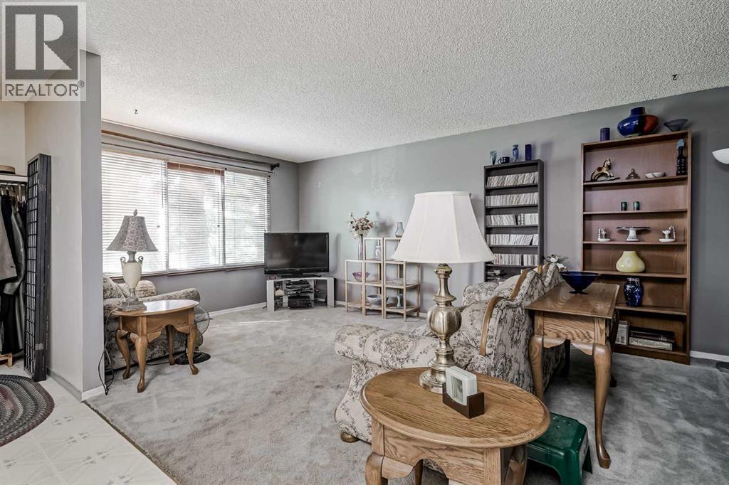 Single Family House Bungalow for Sale in  Doverview Crescent SE Dover Calgary 