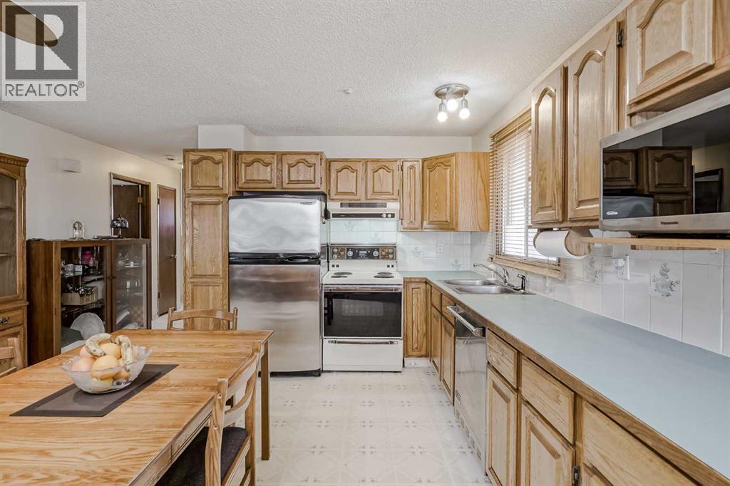 Single Family House Bungalow for Sale in  Doverview Crescent SE Dover Calgary 