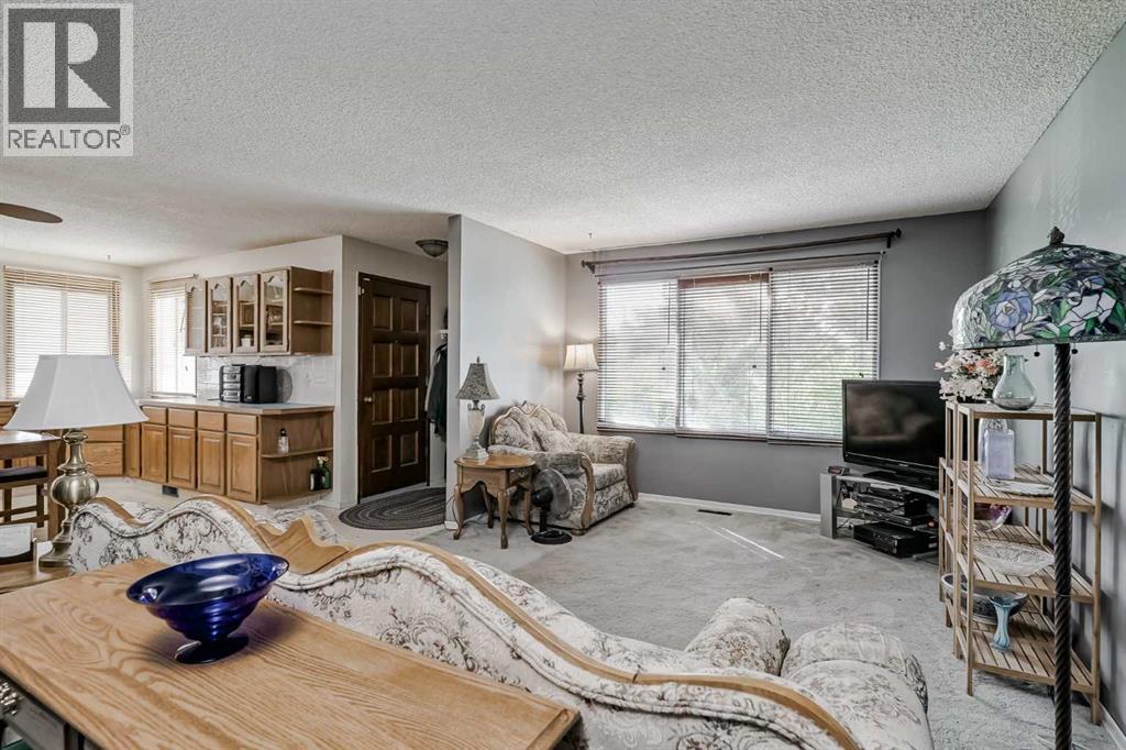 Single Family House Bungalow for Sale in  Doverview Crescent SE Dover Calgary 