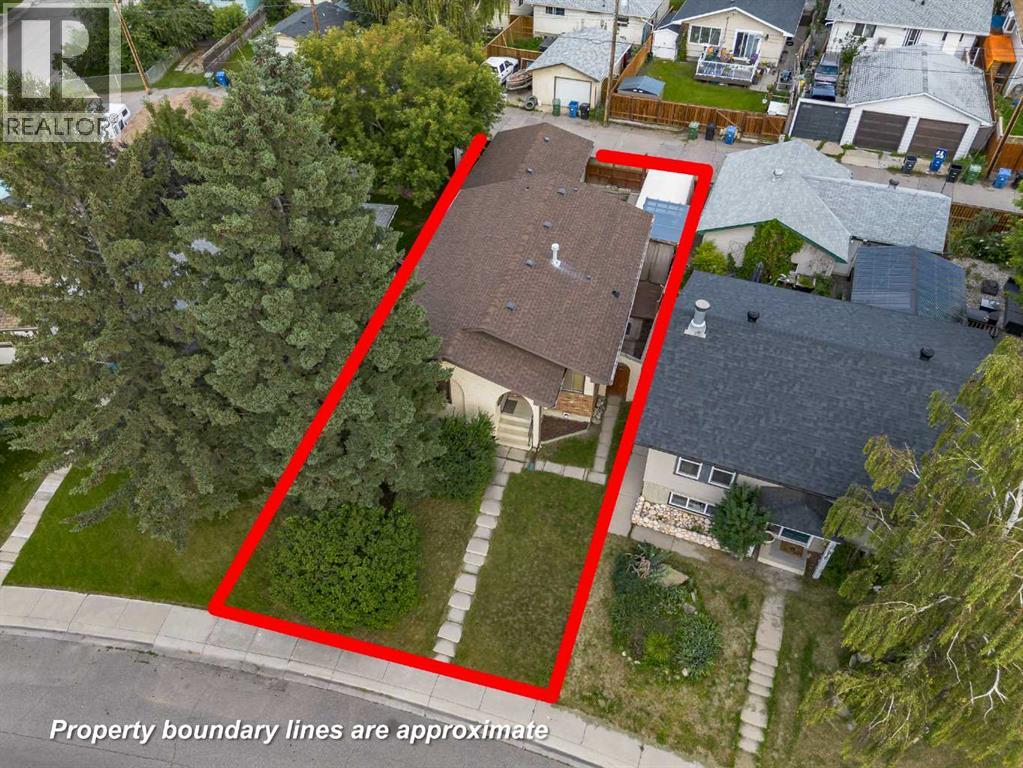 Single Family House Bungalow for Sale in  Doverview Crescent SE Dover Calgary 