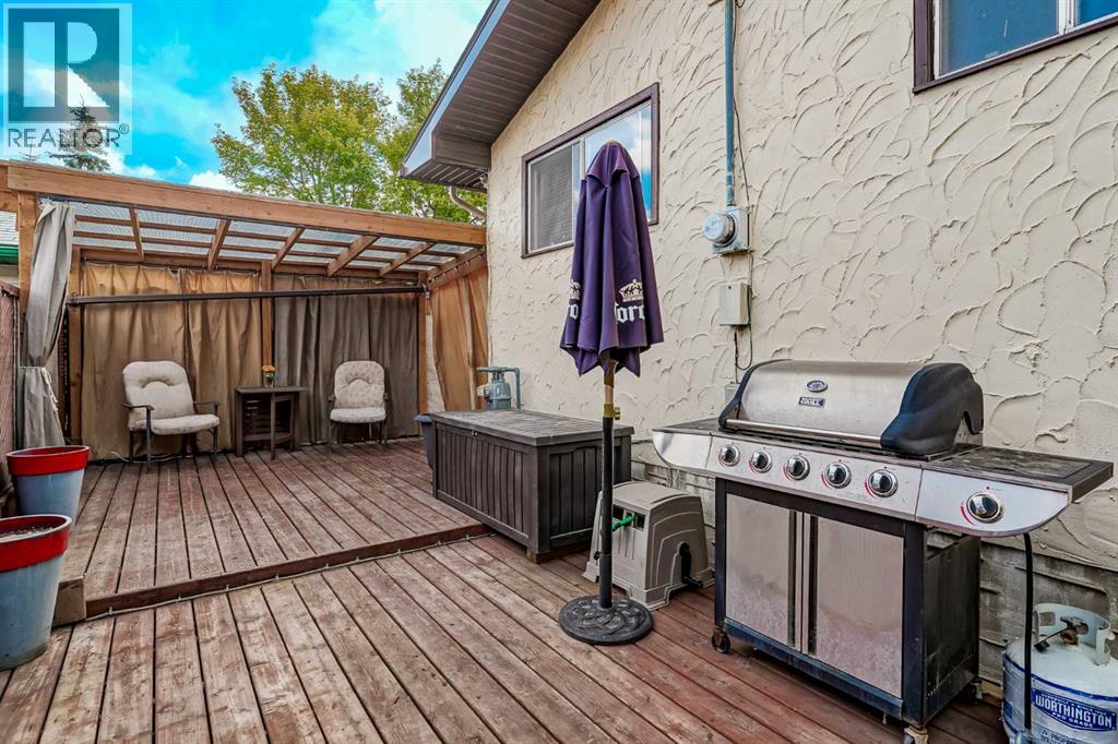 Single Family House Bungalow for Sale in  Doverview Crescent SE Dover Calgary 