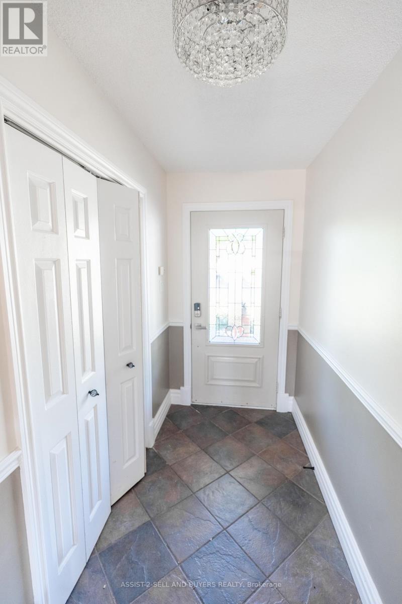 Photo 4 of 862 Dundee Avenue, Cornwall ON