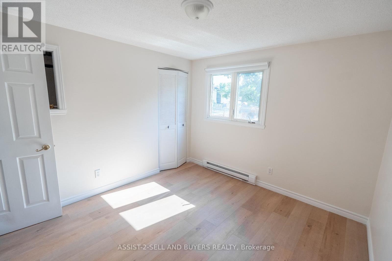 Photo 33 of 862 Dundee Avenue, Cornwall ON