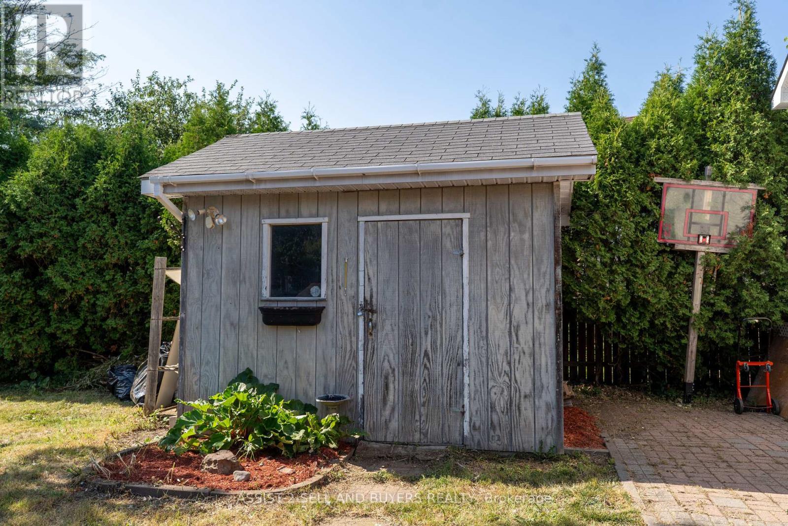 Photo 1 of 862 Dundee Avenue, Cornwall ON