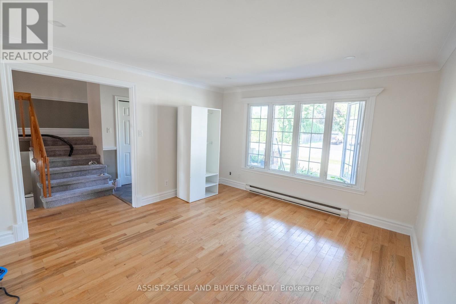 Photo 13 of 862 Dundee Avenue, Cornwall ON