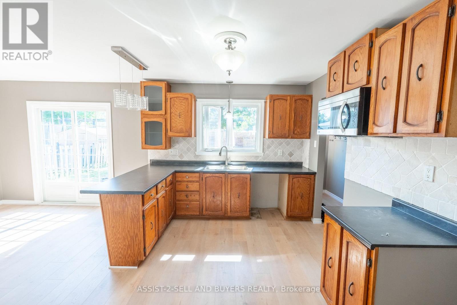 Photo 15 of 862 Dundee Avenue, Cornwall ON