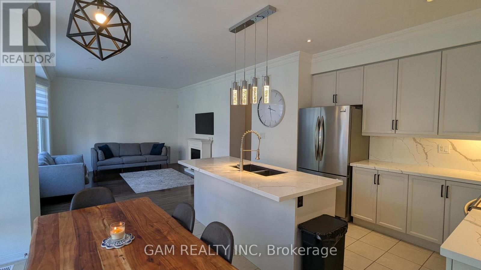 Photo 13 of 749 Scott Boulevard, Milton ON