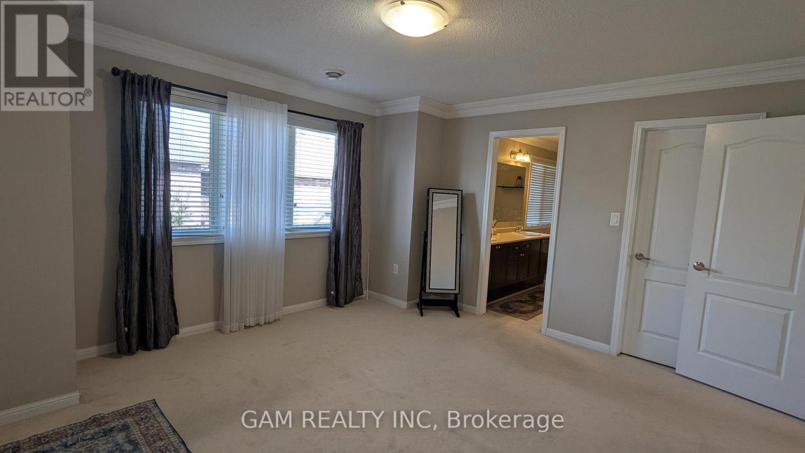 Photo 22 of 749 Scott Boulevard, Milton ON