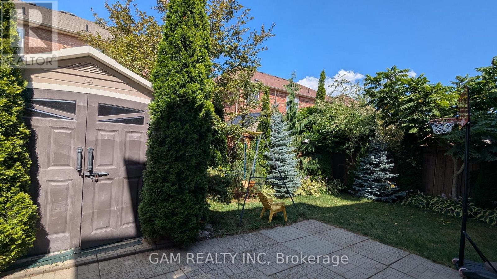 Photo 5 of 749 Scott Boulevard, Milton ON