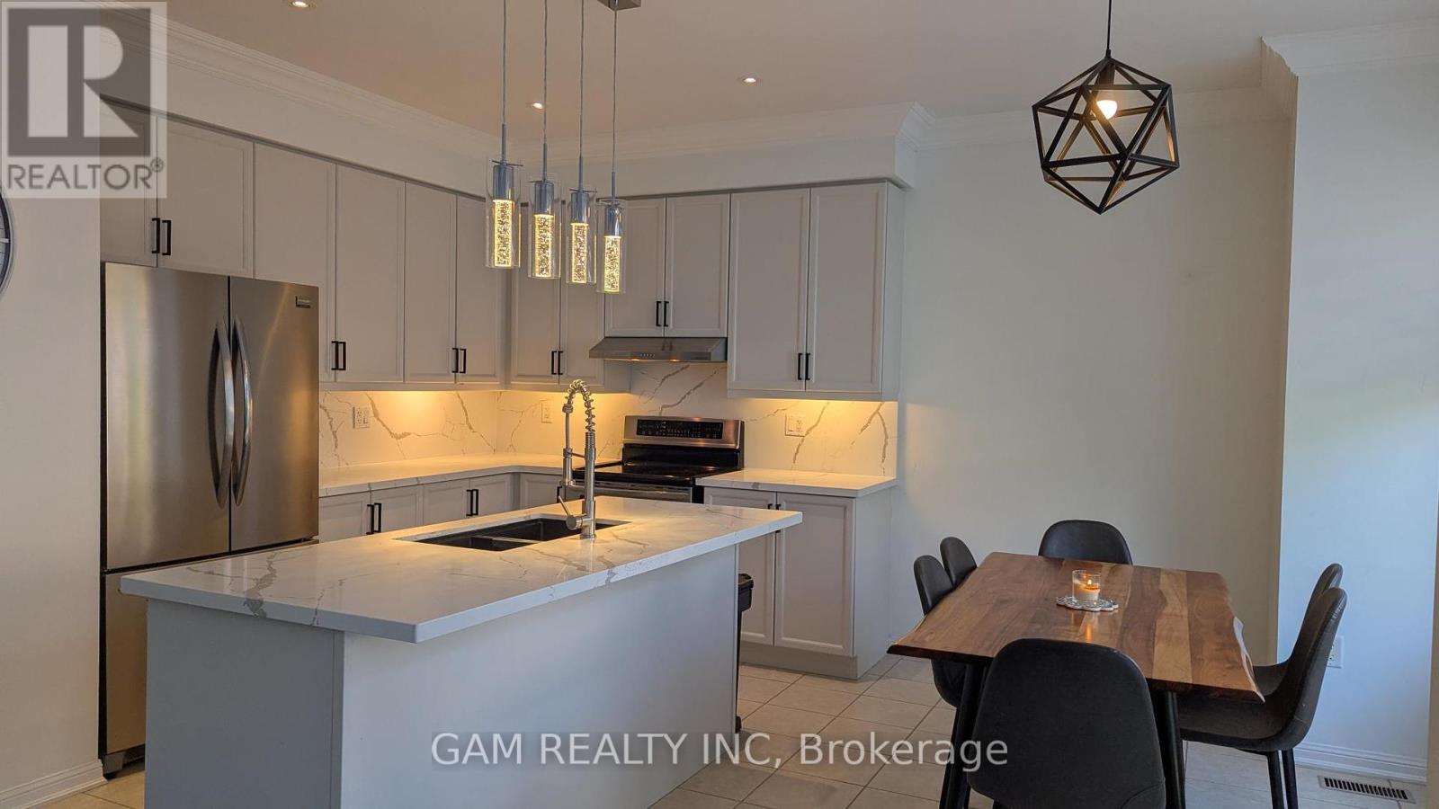 Photo 9 of 749 Scott Boulevard, Milton ON
