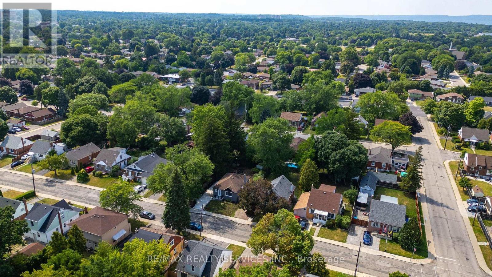 Photo 36 of 74 West 3rd Street, Hamilton ON