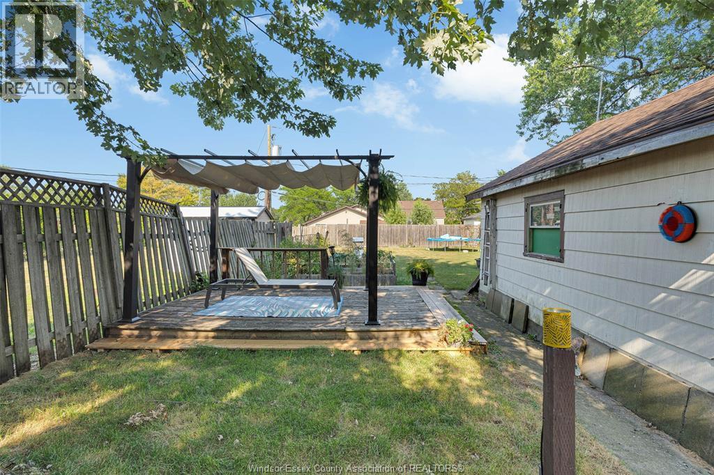 Photo 10 of 1708 Aubin, Windsor ON