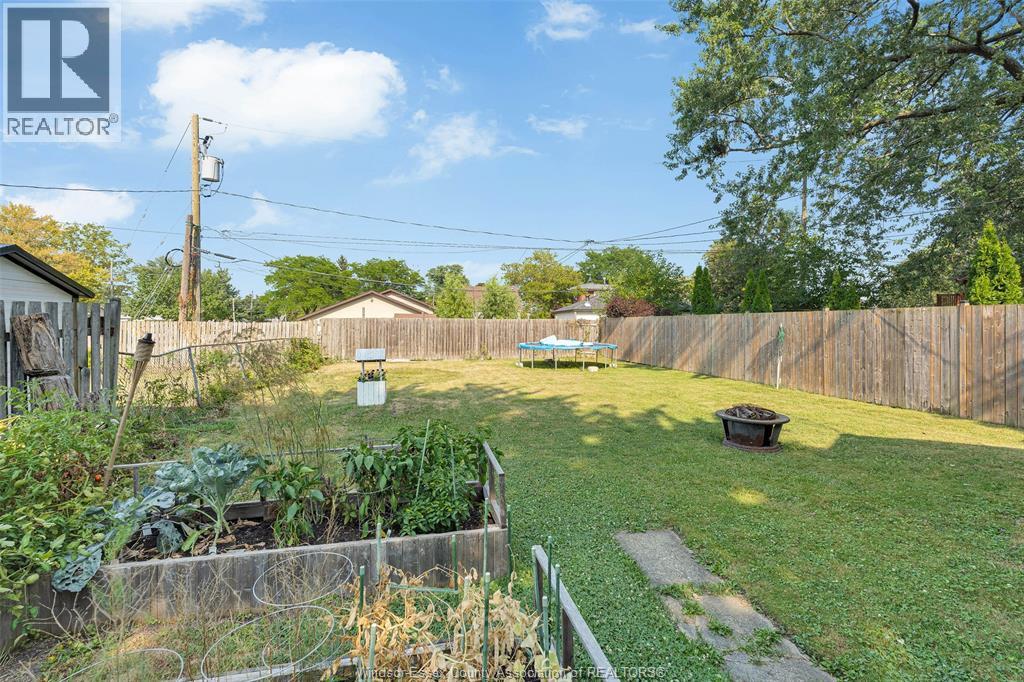 Photo 17 of 1708 Aubin, Windsor ON