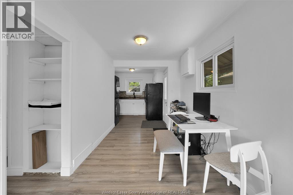 Photo 5 of 1708 Aubin, Windsor ON