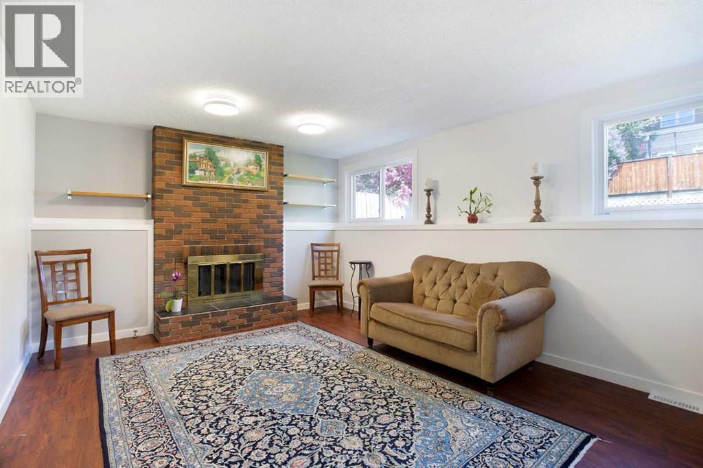 Single Family House 4 Level for Sale in  Strathclair Place SW Strathcona Park Calgary 