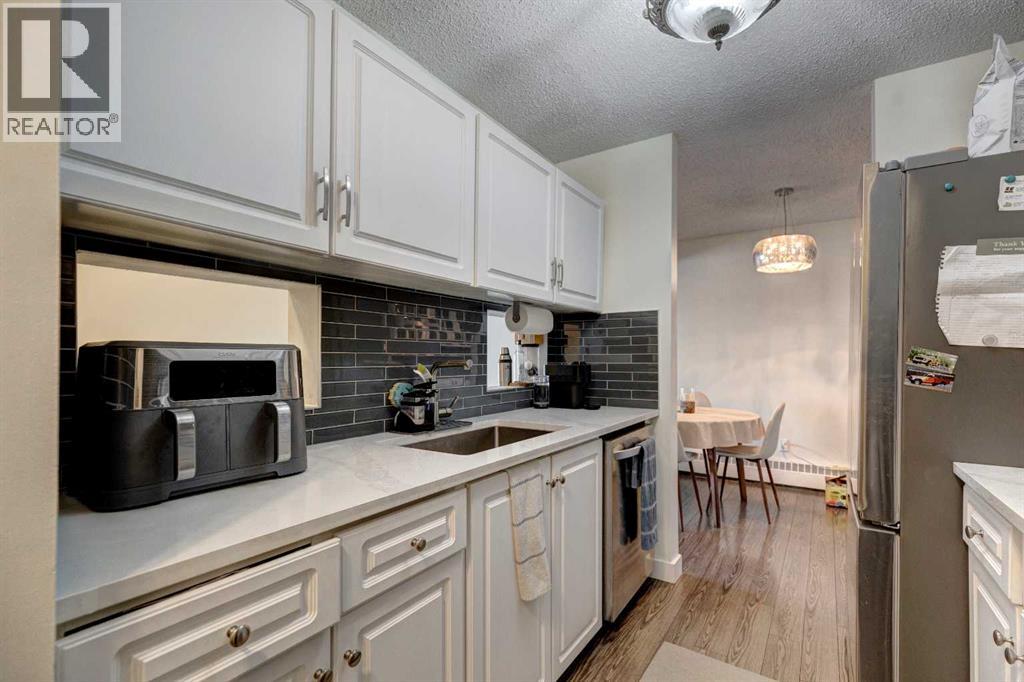 Single Family House for Sale in   Patterson Hill SW Patterson Calgary 