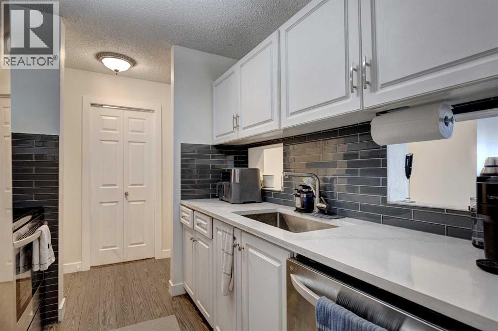 Single Family House for Sale in   Patterson Hill SW Patterson Calgary 