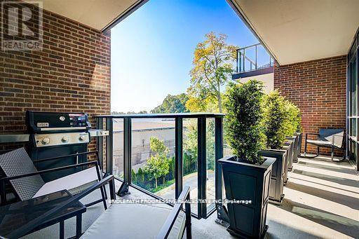 Photo 12 of 301 3 Southvale Drive, Toronto ON