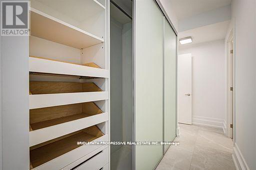 Photo 13 of 301 3 Southvale Drive, Toronto ON