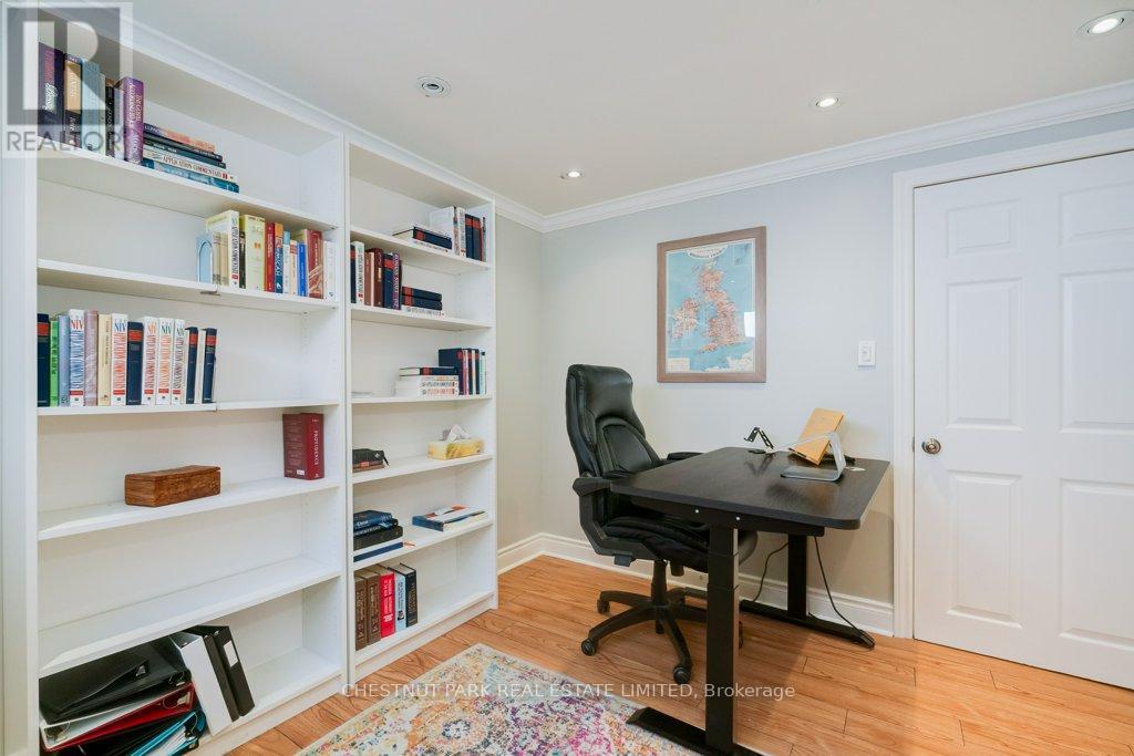 Photo 21 of 190 Cassandra Boulevard, Toronto ON