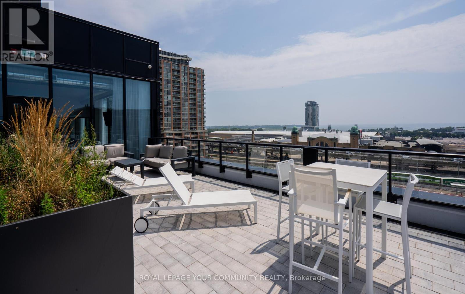Photo 35 of 811 135 East Liberty Street, Toronto ON