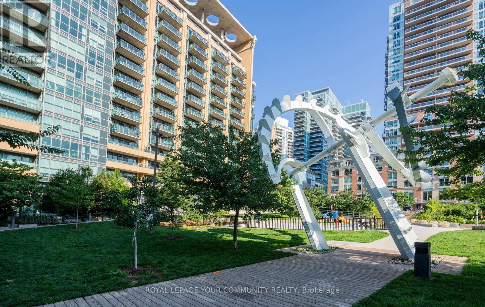 Photo 42 of 811 135 East Liberty Street, Toronto ON