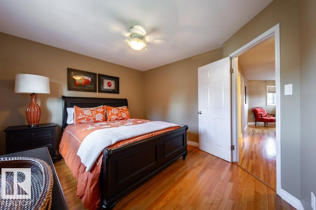 Photo 31 of 15420 64 St Nw, Edmonton AB