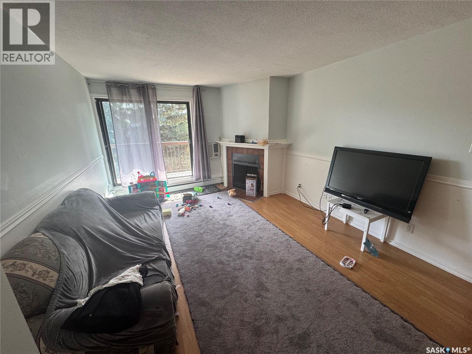Photo 13 of 204 365 Kingsmere Boulevard, Saskatoon SK