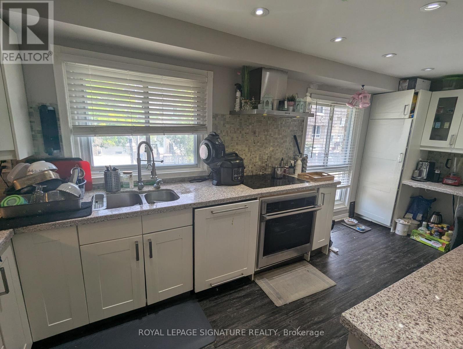 Photo 36 of 40 40 Wild Briarway, Toronto ON