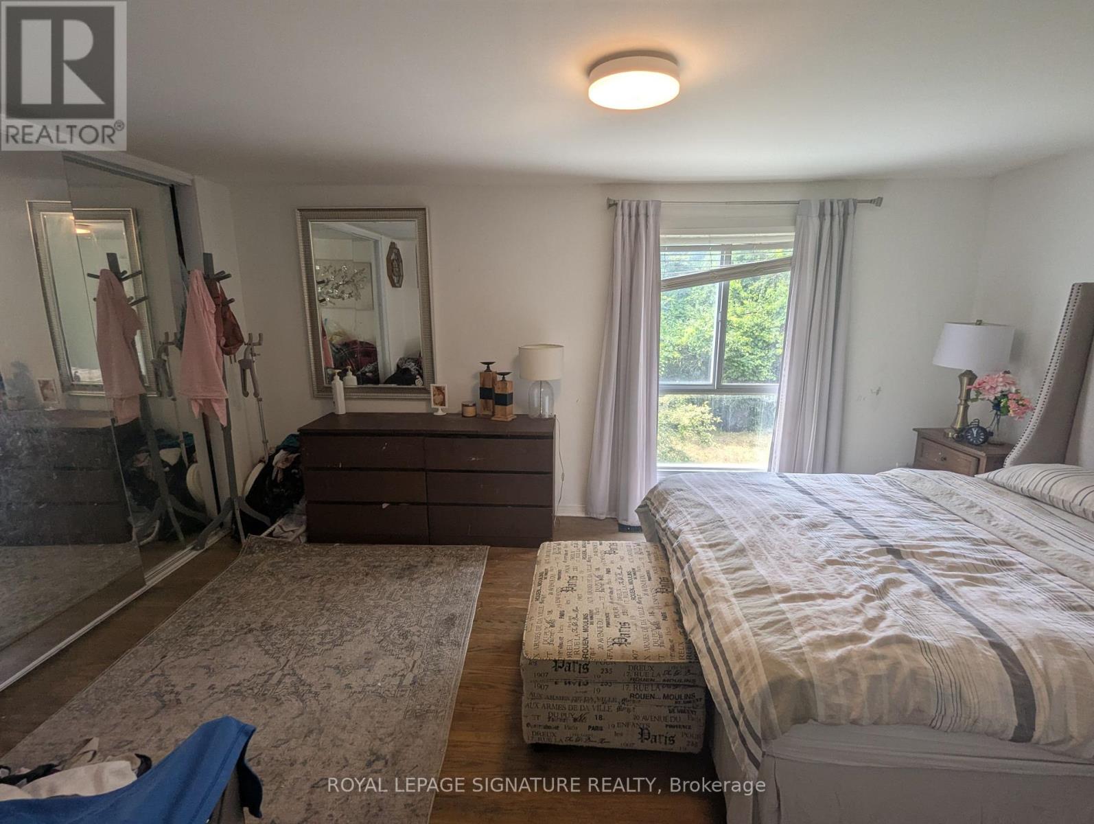 Photo 8 of 40 40 Wild Briarway, Toronto ON